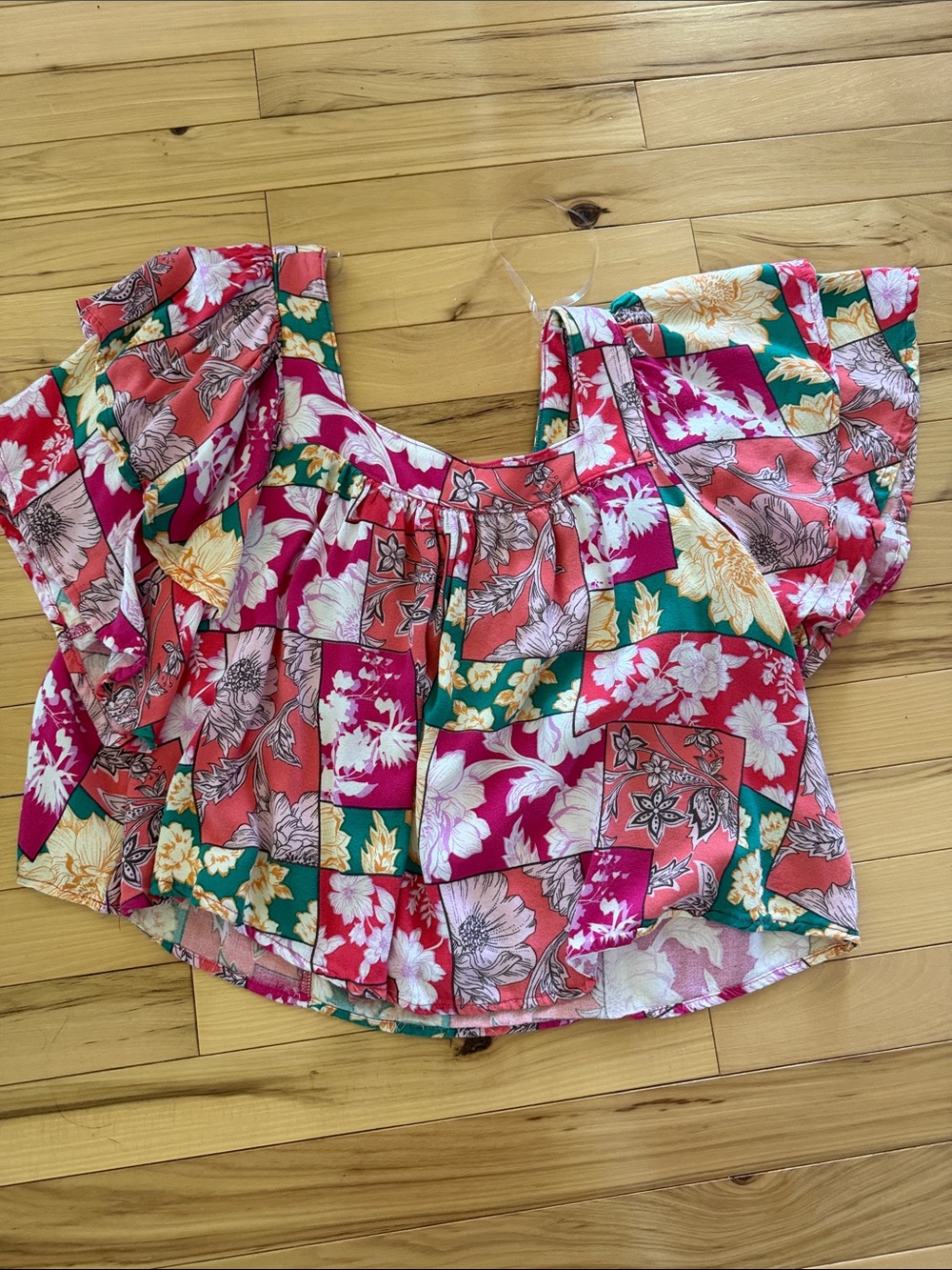 Ces Femme Multicolor Floral Patchwork Off-Shoulder Crop Top
